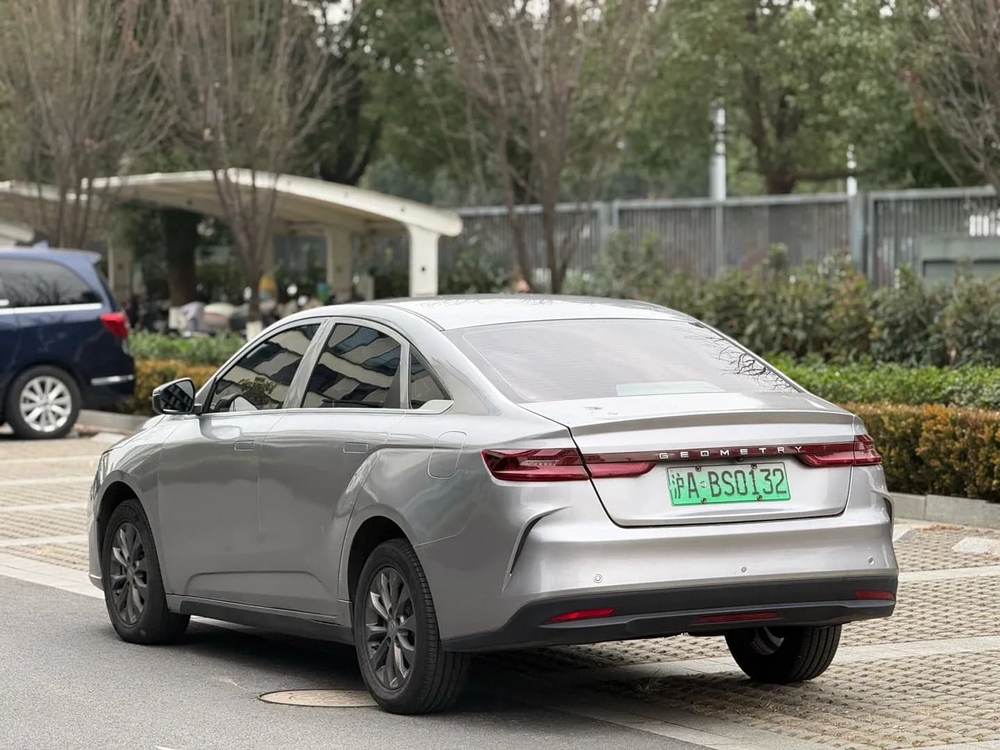 Geely Geometry G6 2022 4