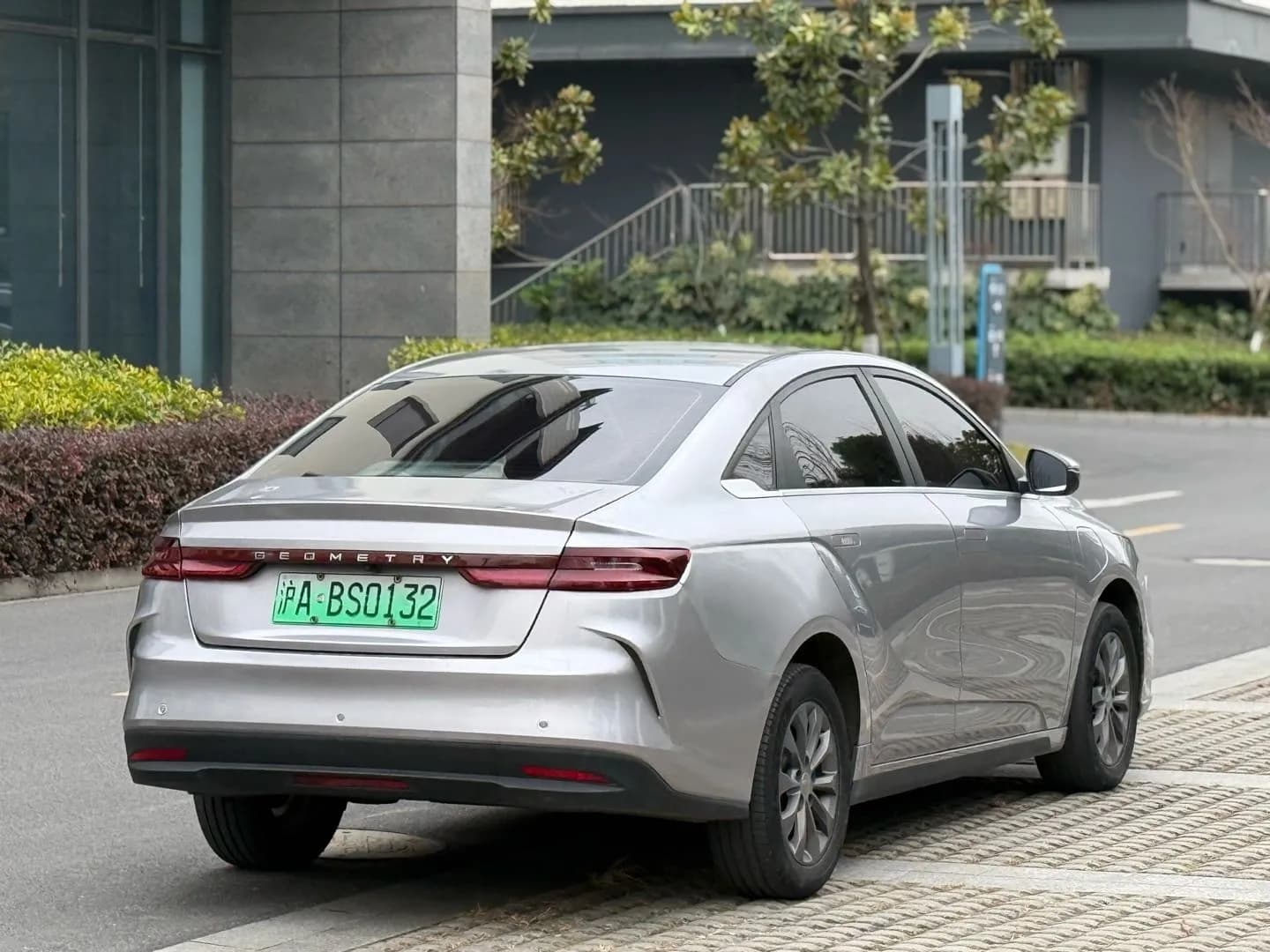Geely Geometry G6 2022 6