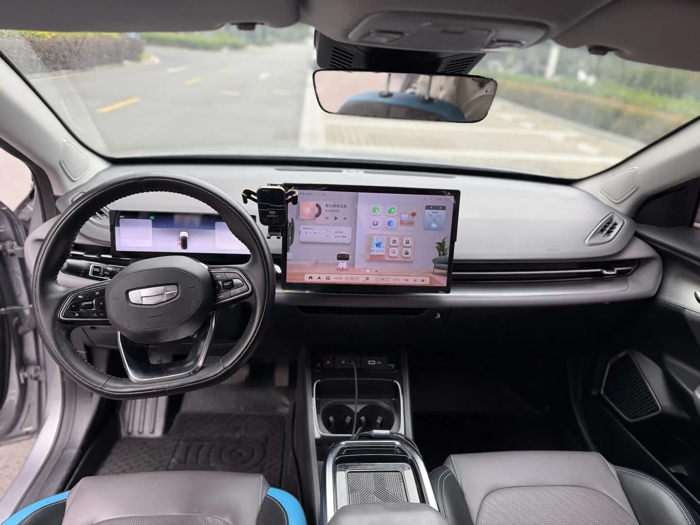 Geely Geometry G6 2022 9