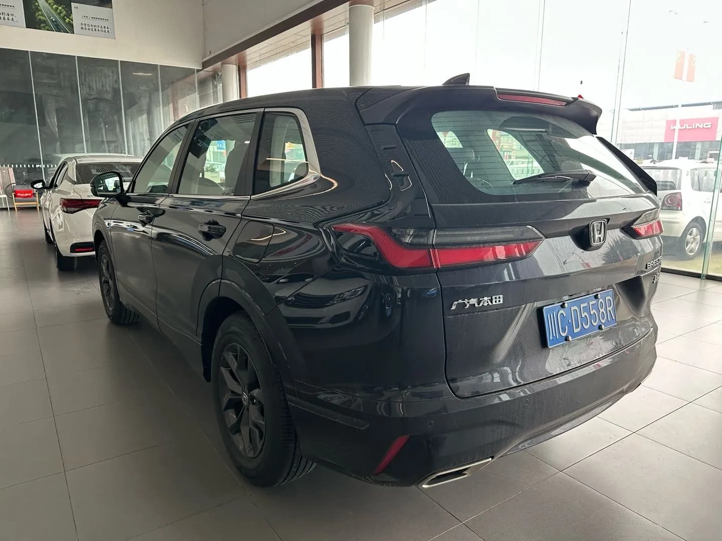 Honda Breeze 2023 4