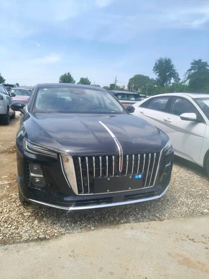 Hongqi H5 2025
