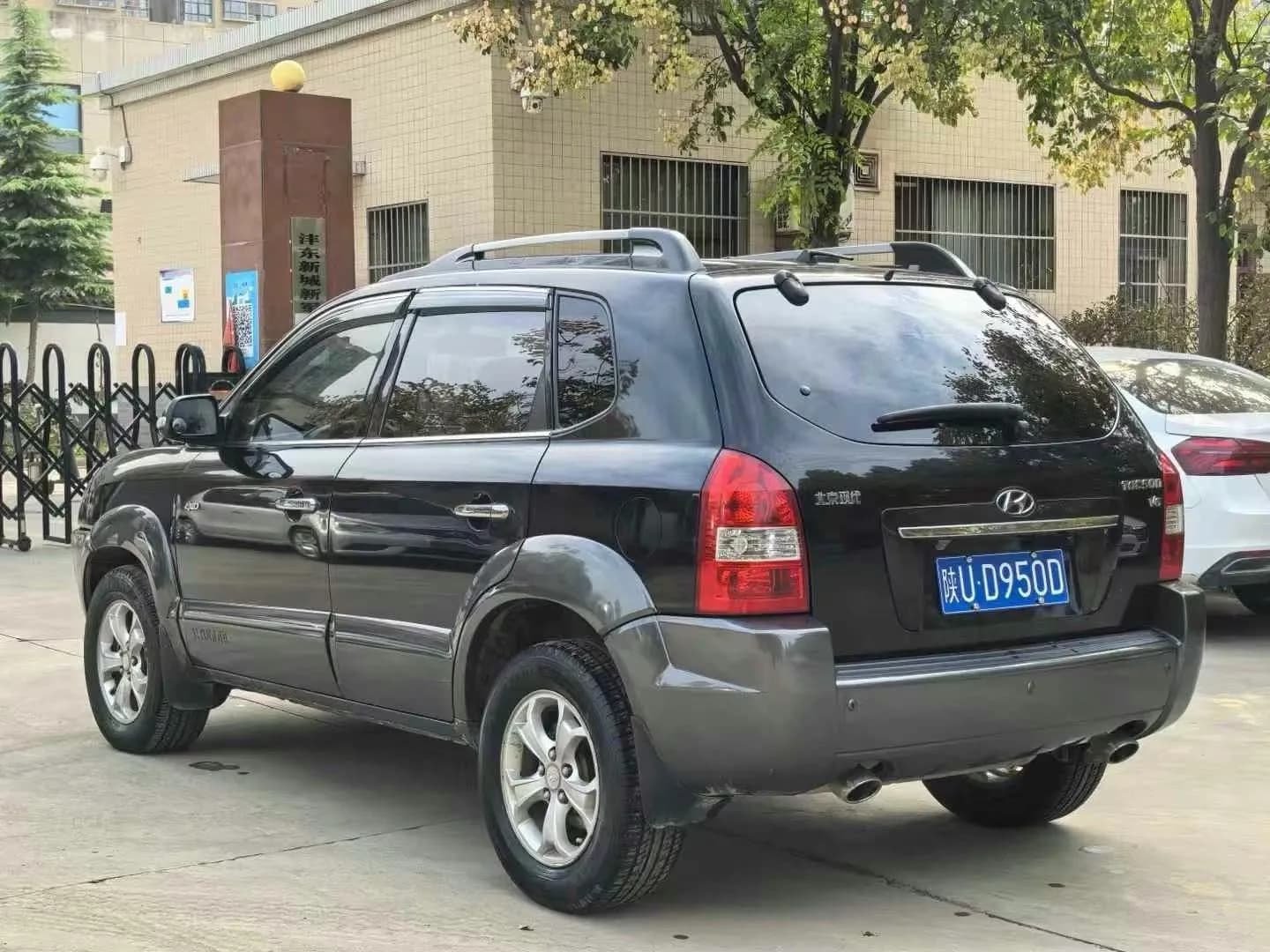 Hyundai Tucson 2006 8