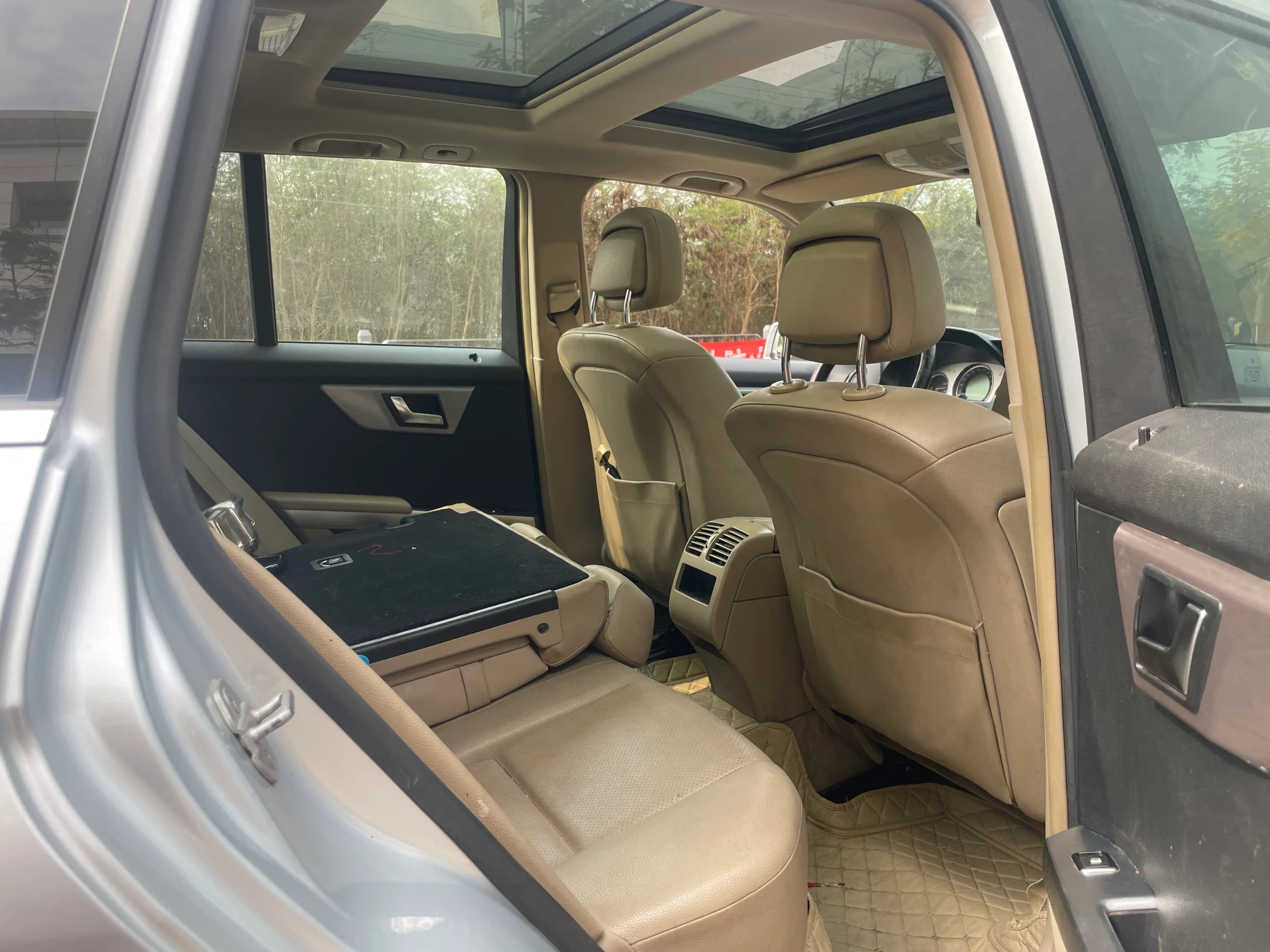 Mercedes-Benz GLK 2011 4
