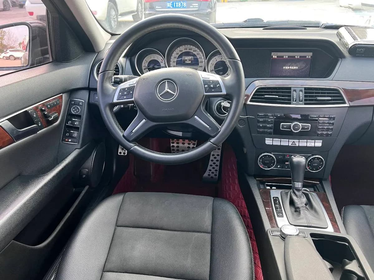 Mercedes-Benz C 2013 5