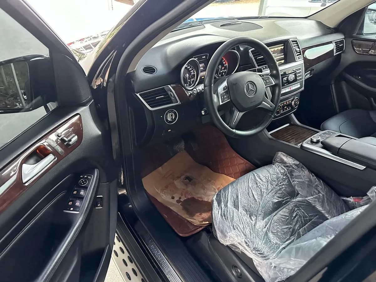 Mercedes-Benz M 2015 5