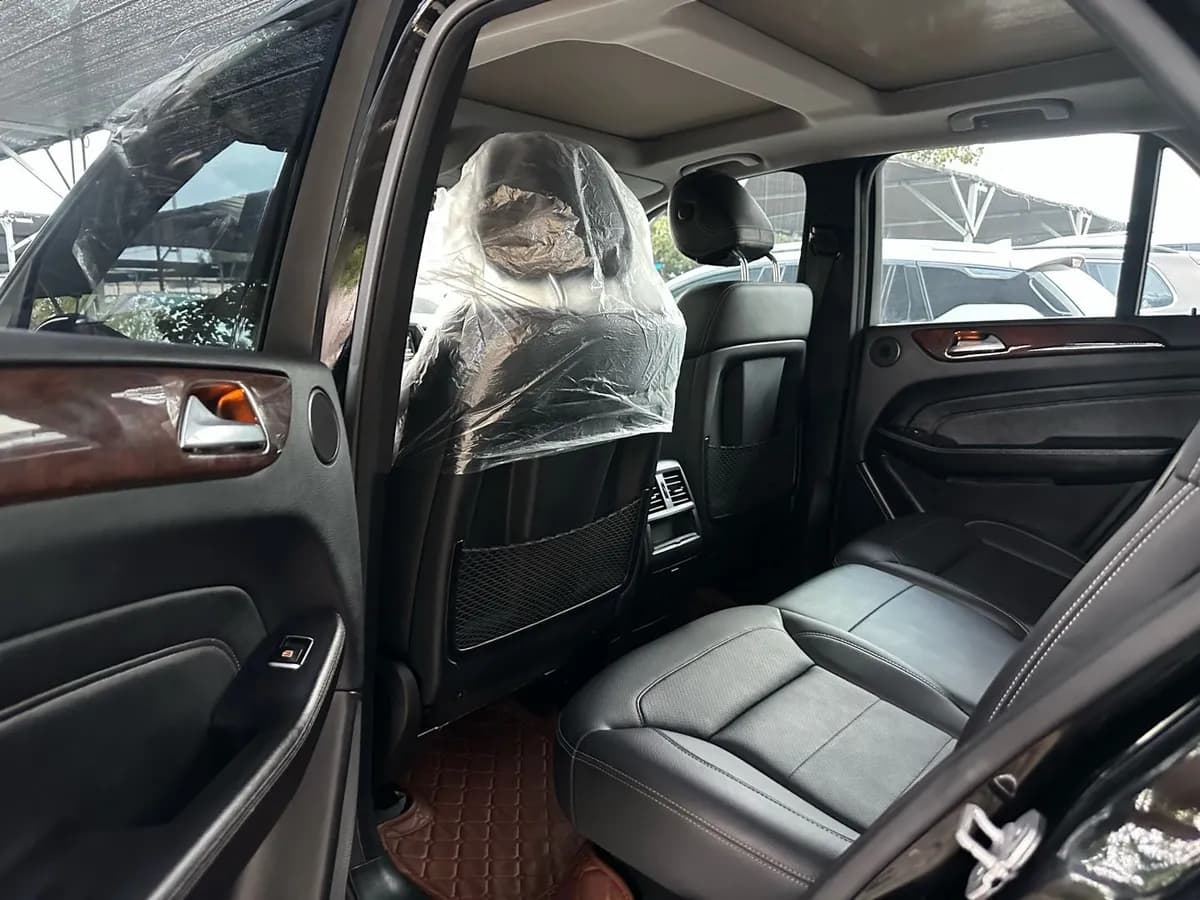 Mercedes-Benz M 2015 9
