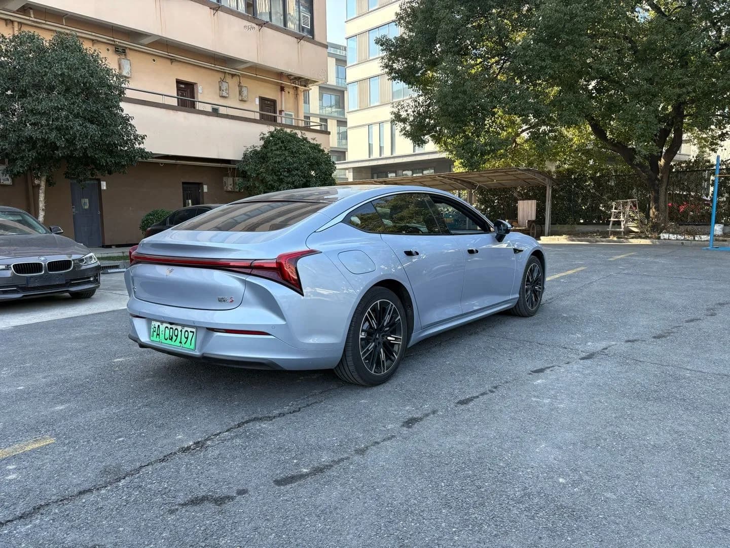 Neta S 2023 5