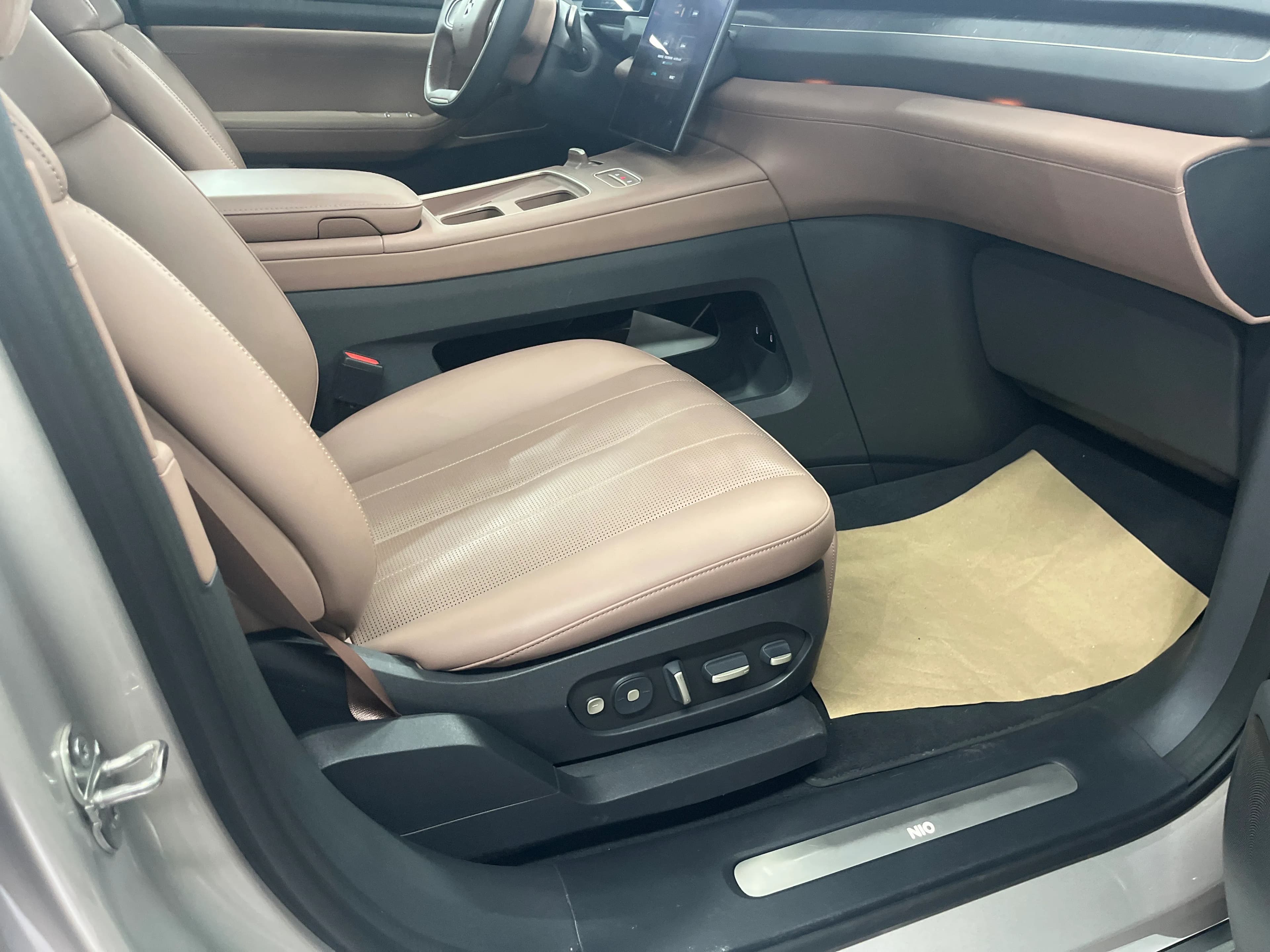 NIO ES8 2024 75kWh 7