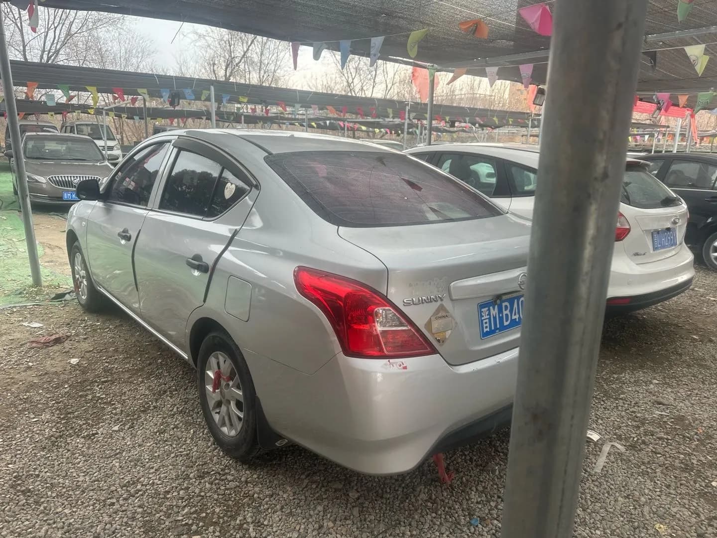 Nissan Sunny 2014 3