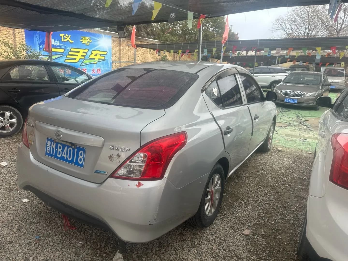 Nissan Sunny 2014 4