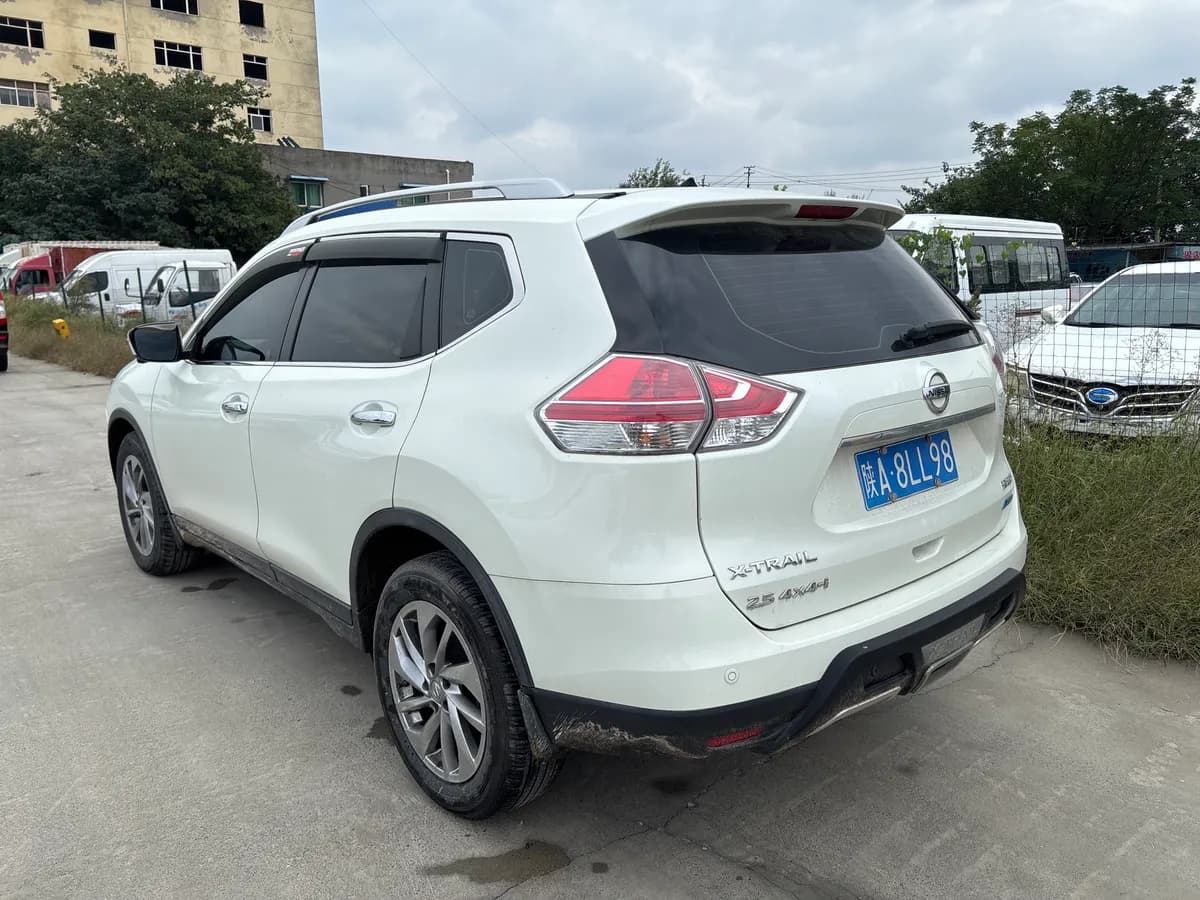 Nissan X-Trail 2014 4