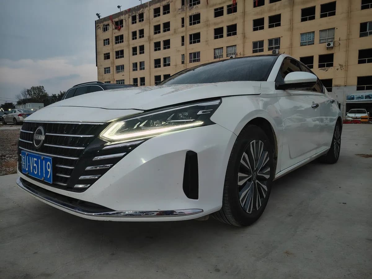 Nissan Teana 2022