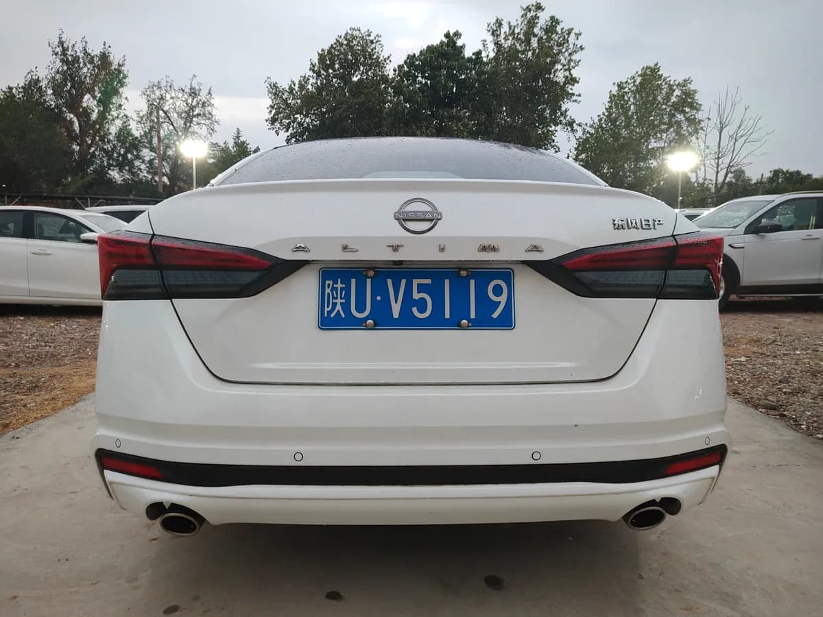 Nissan Teana 2022 4