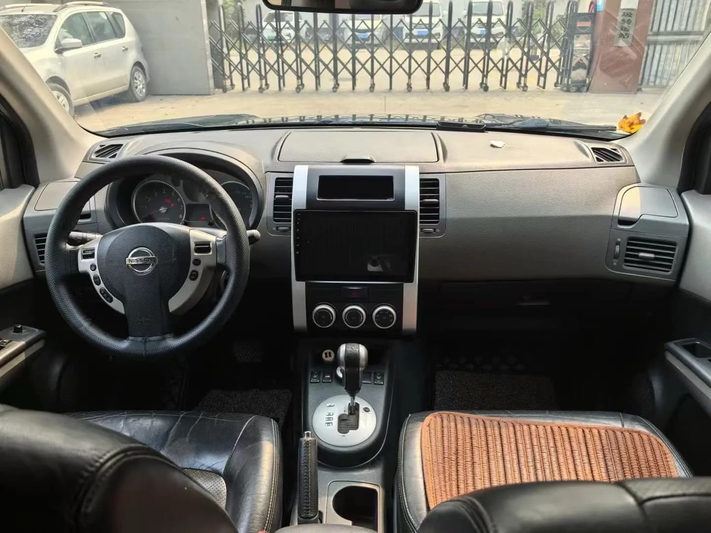 Nissan X-Trail 2010 6