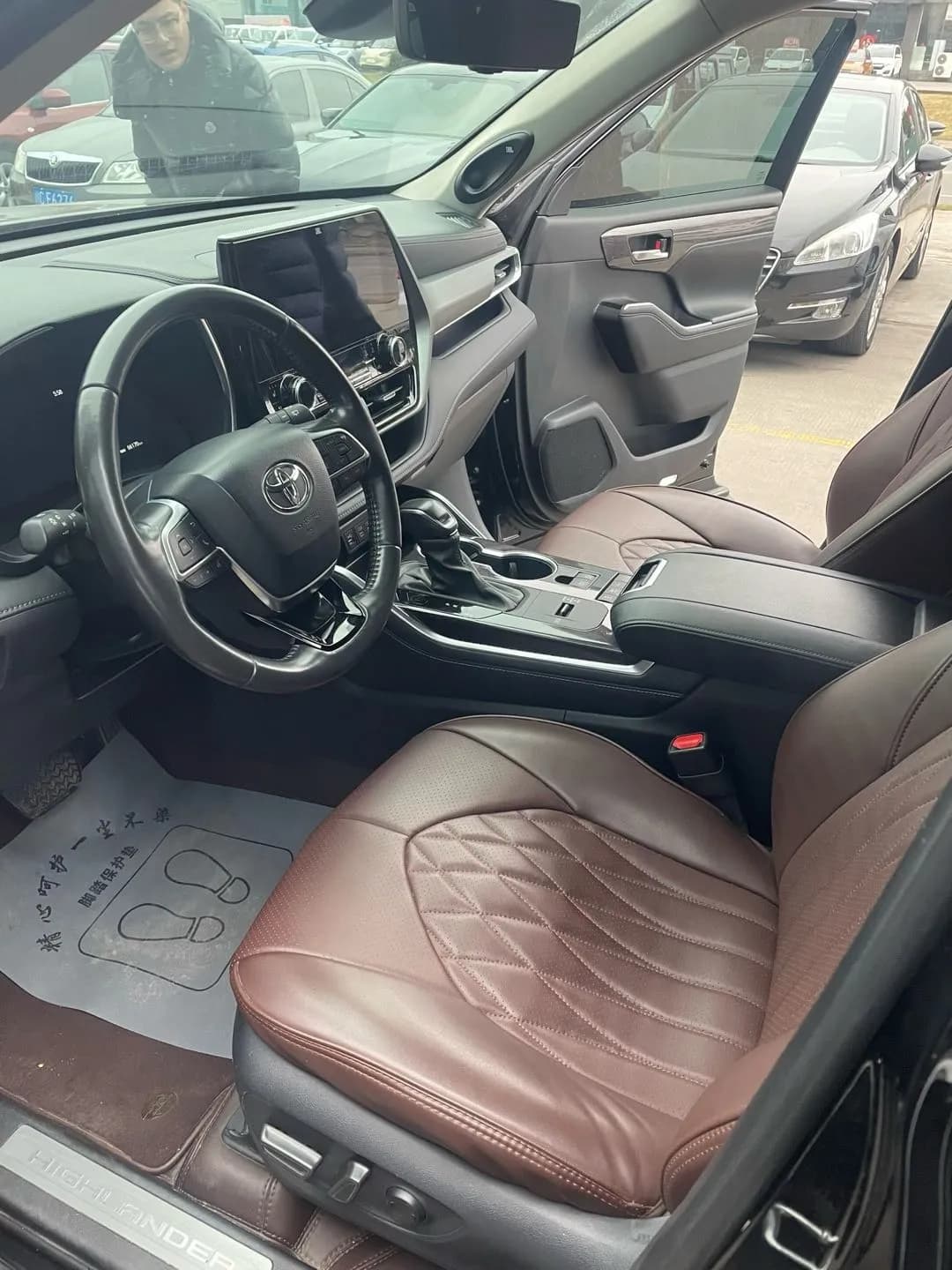 Toyota Highlander 2022 5