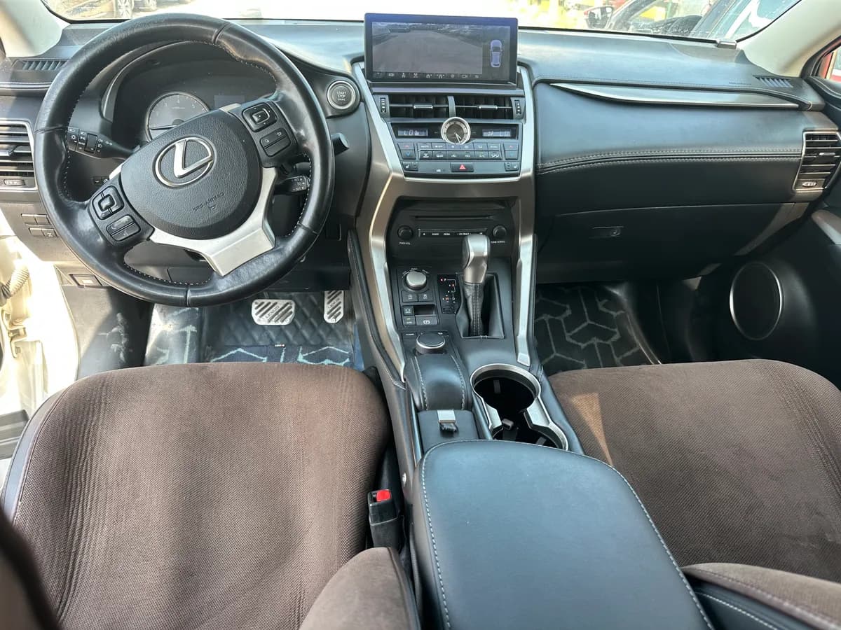 Lexus NX 2015 6