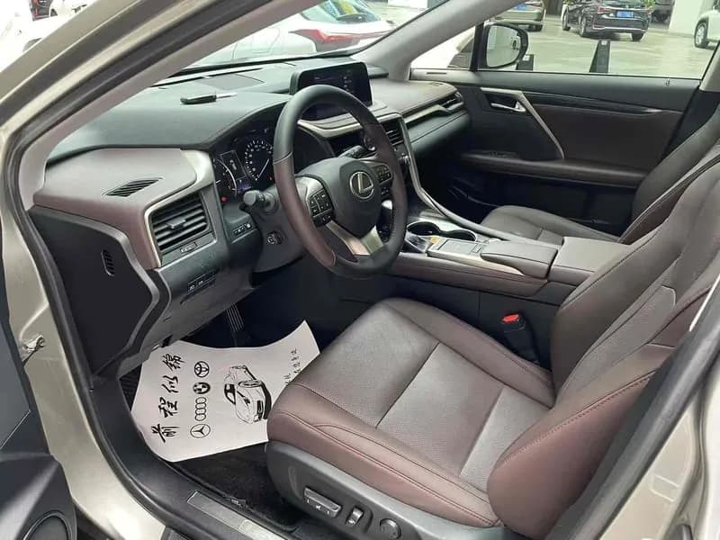 Lexus RX 2020 3