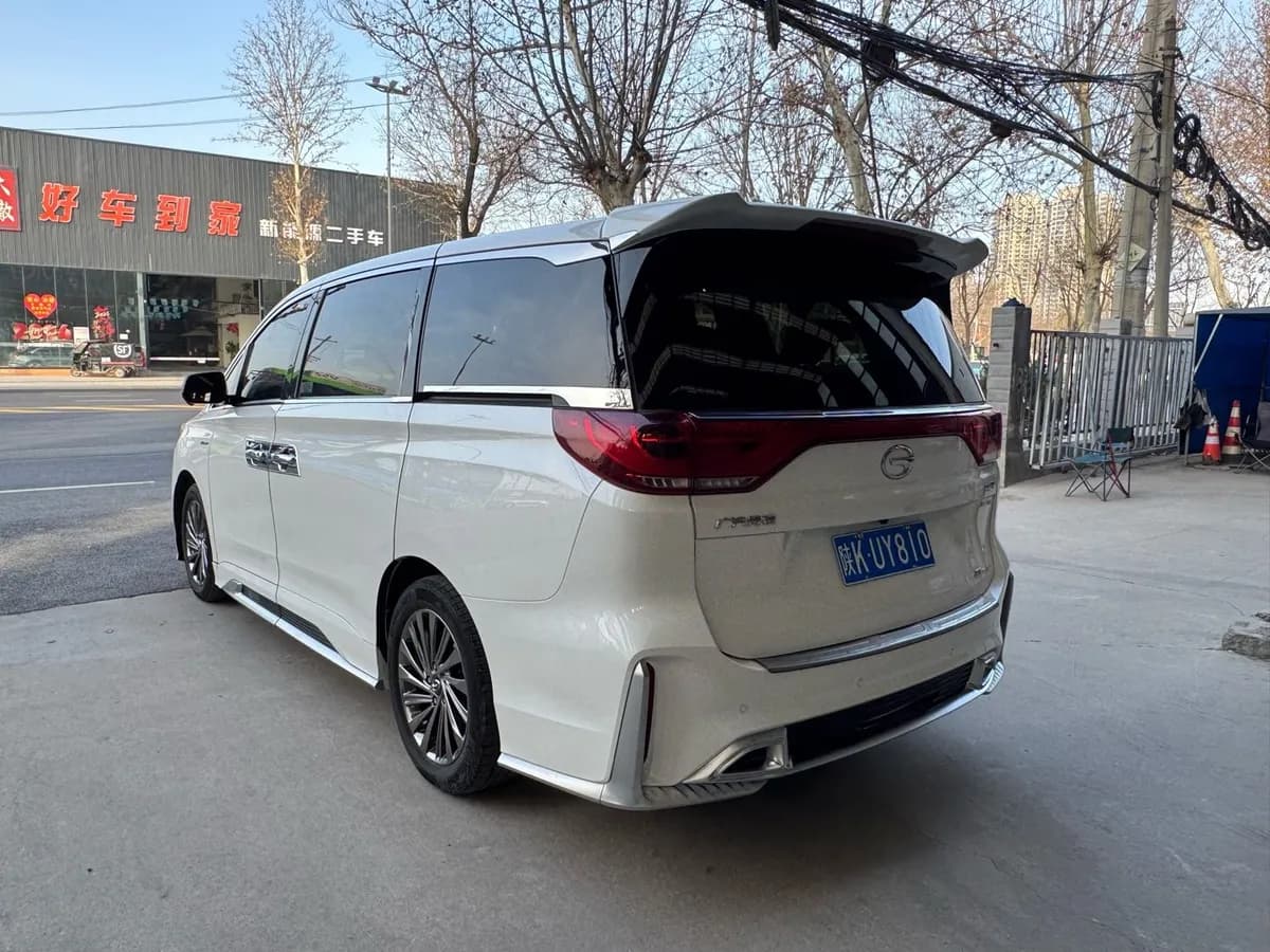 GAC Trumpchi M8 2021 5