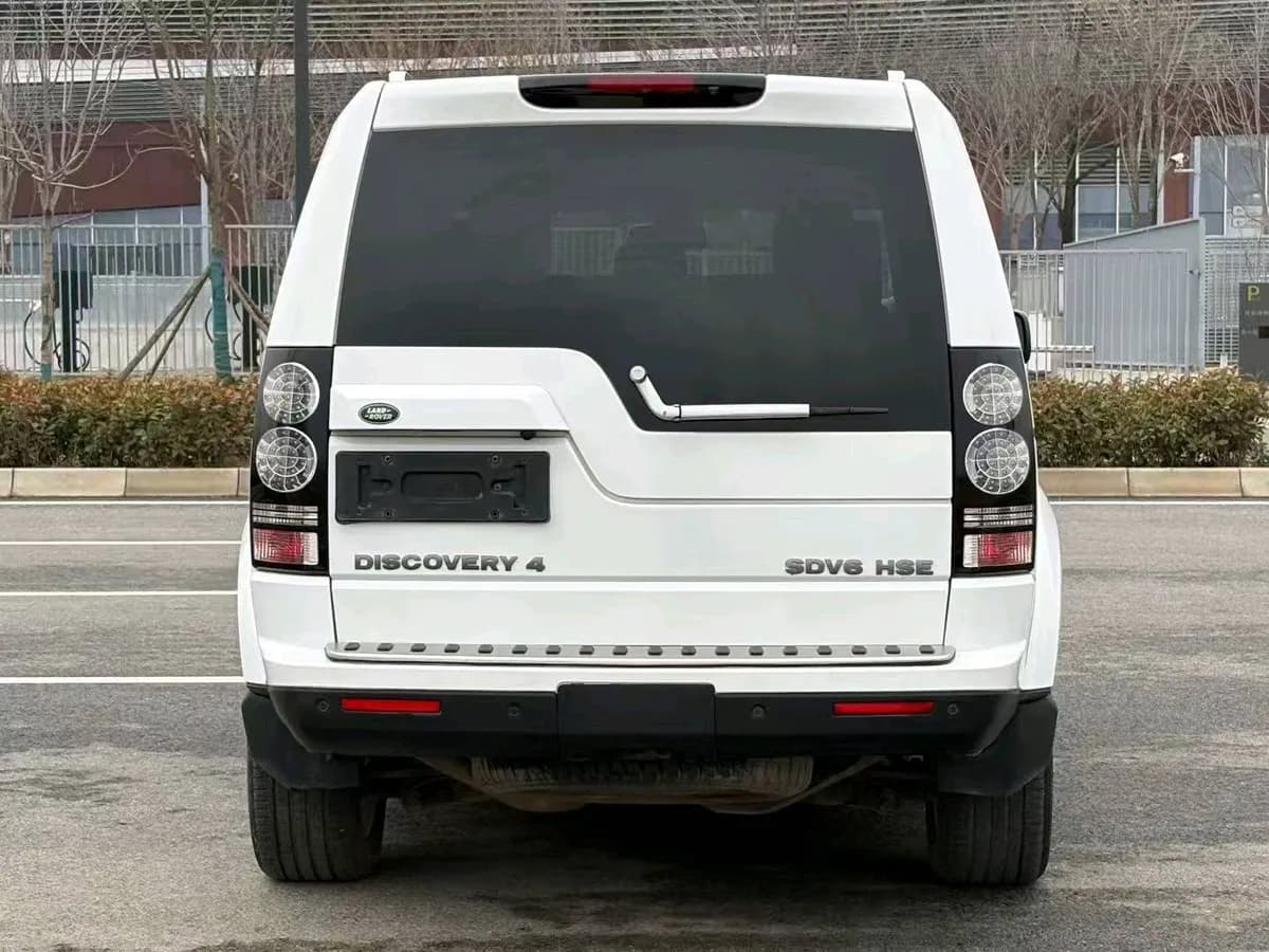 Land Rover Discovery 2014 3