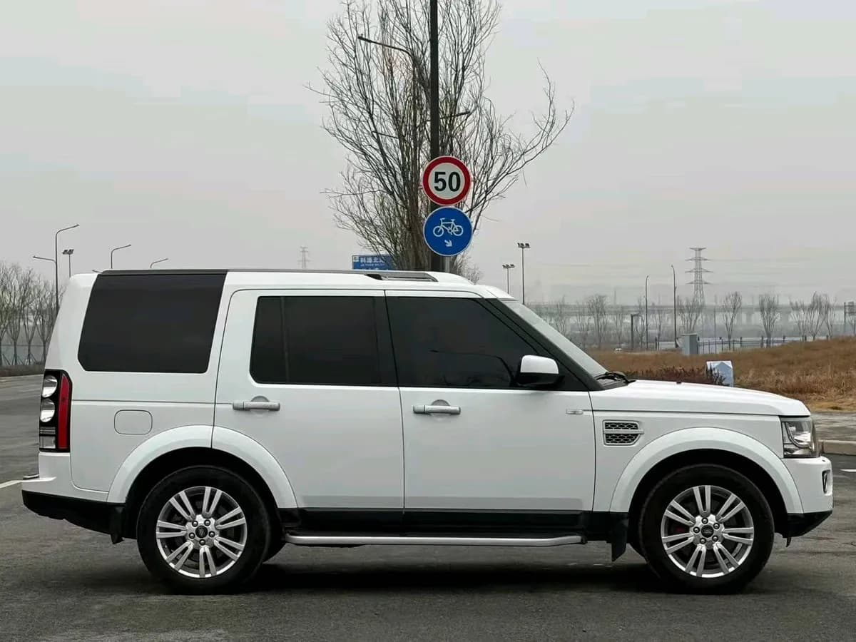 Land Rover Discovery 2014 6