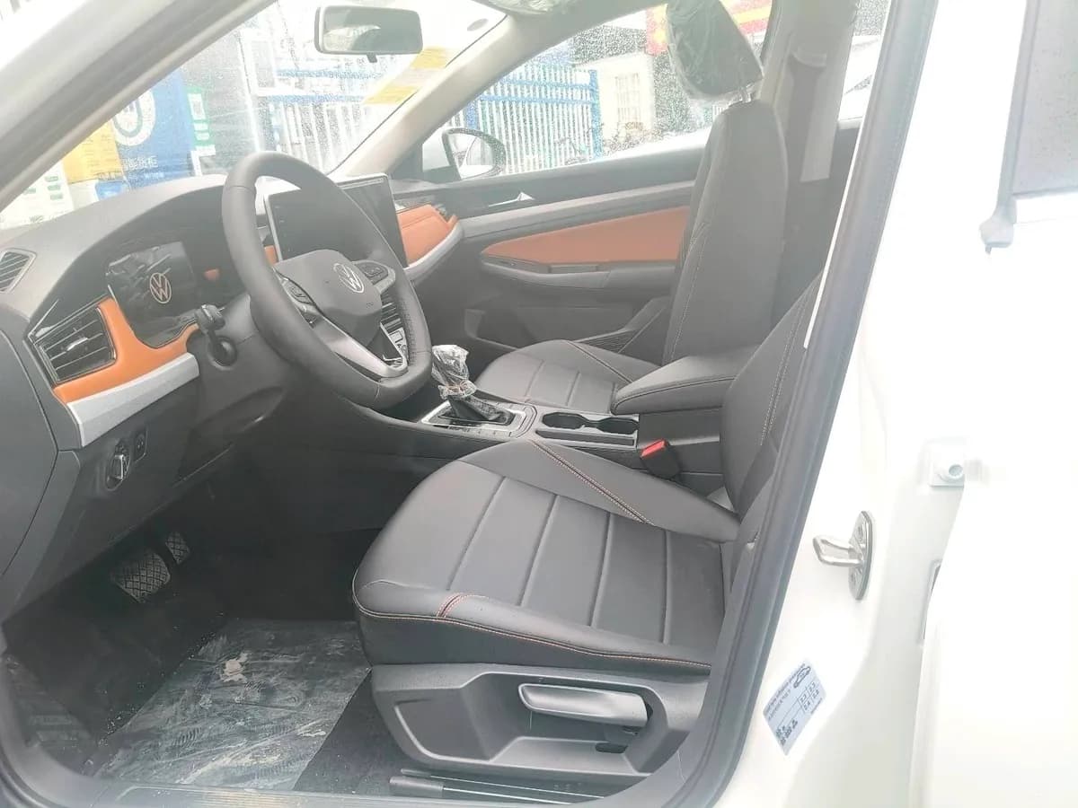 Volkswagen Bora 2025 3