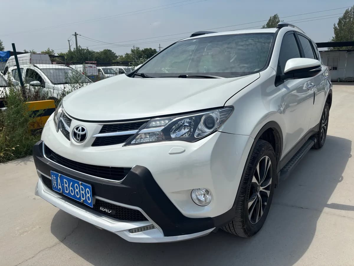 Toyota RAV4 2013