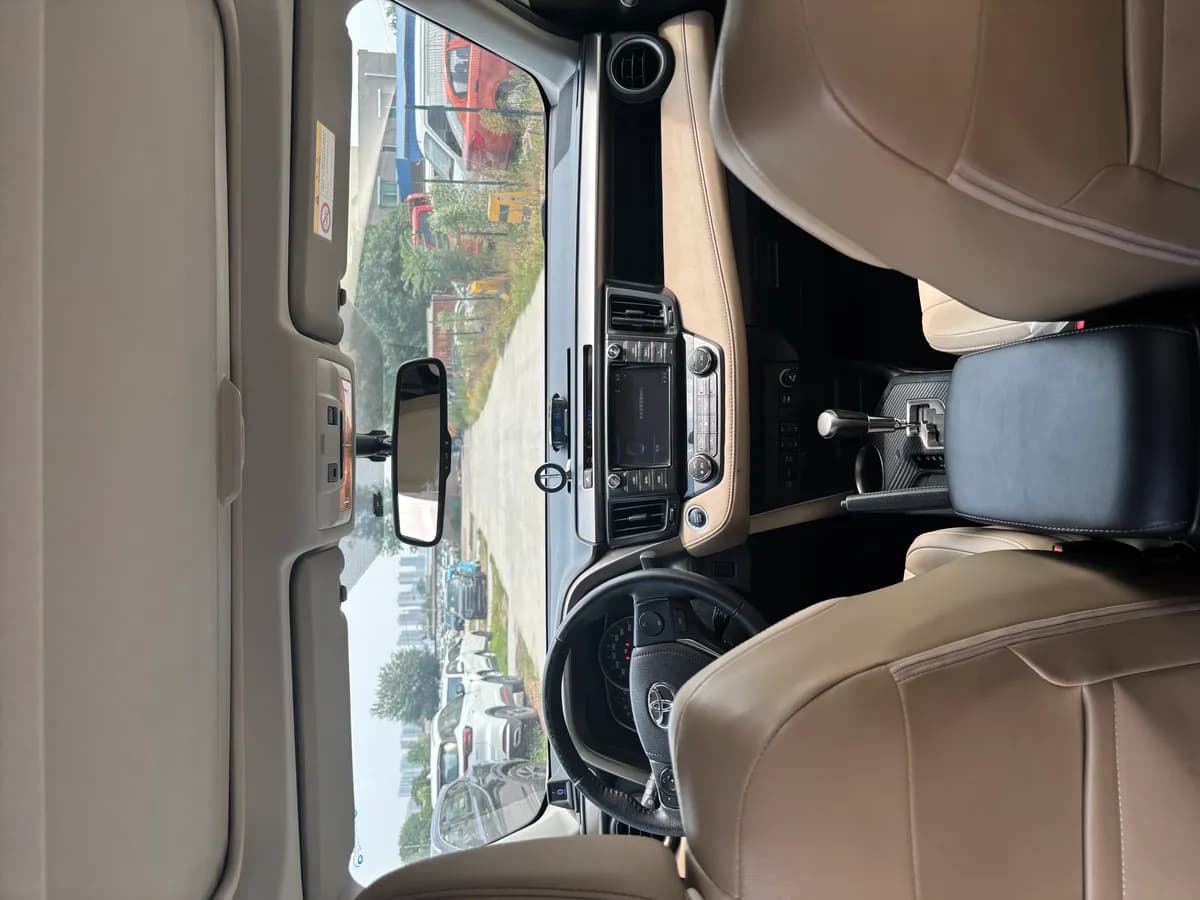 Toyota RAV4 2013 8