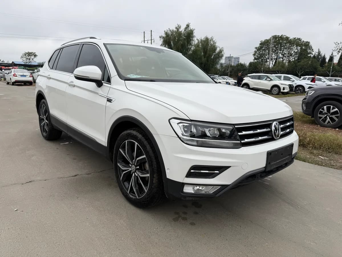 Volkswagen Tiguan L 2019 3