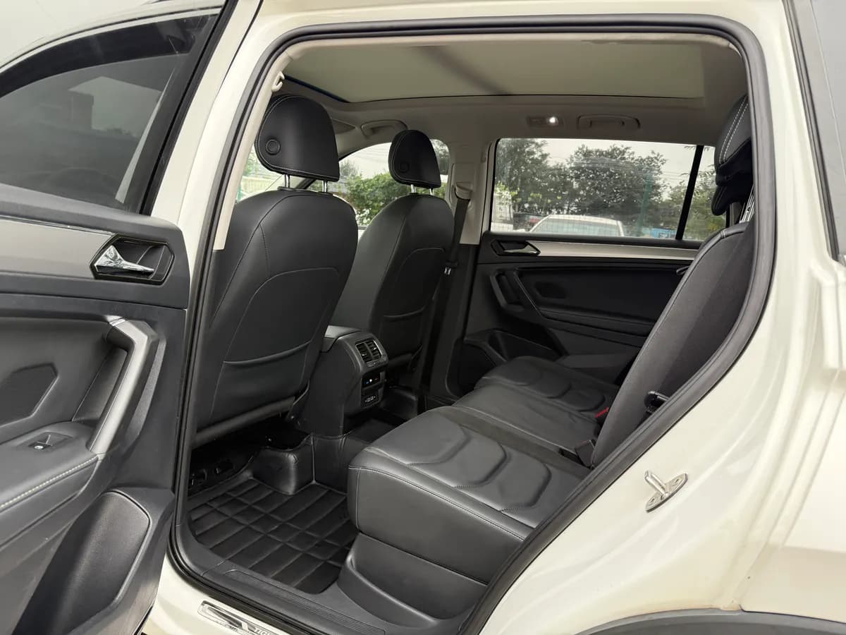 Volkswagen Tiguan L 2019 8