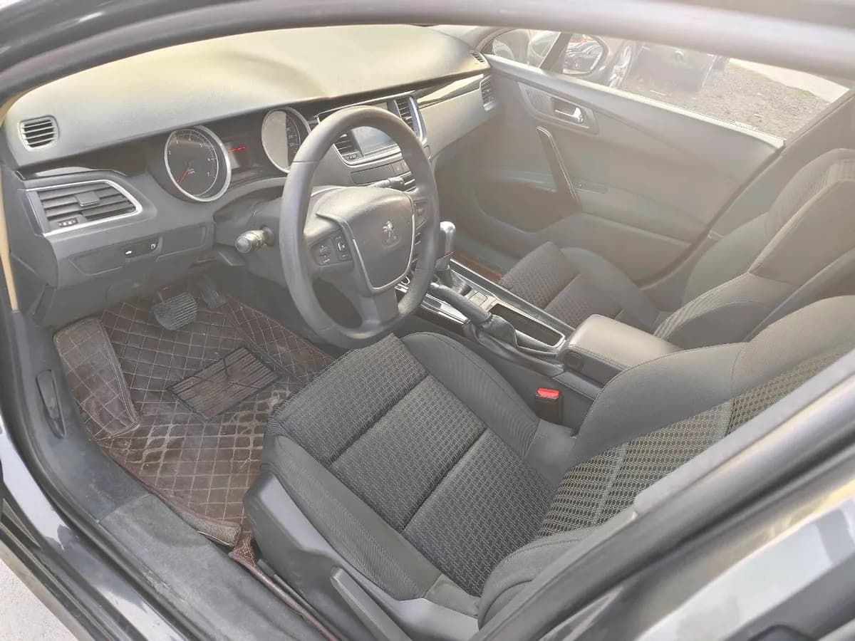 Peugeot 508 2011 8
