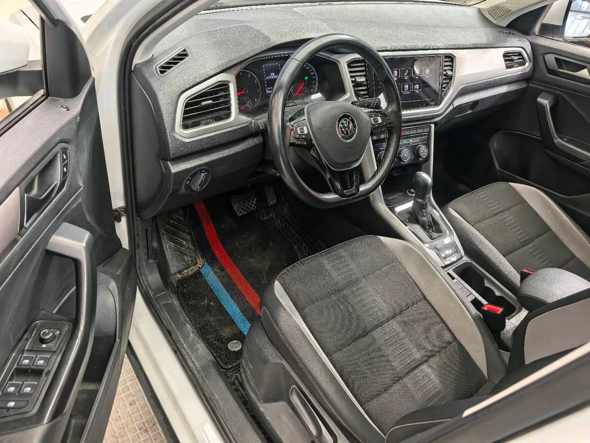 Volkswagen T-ROC 2021 4