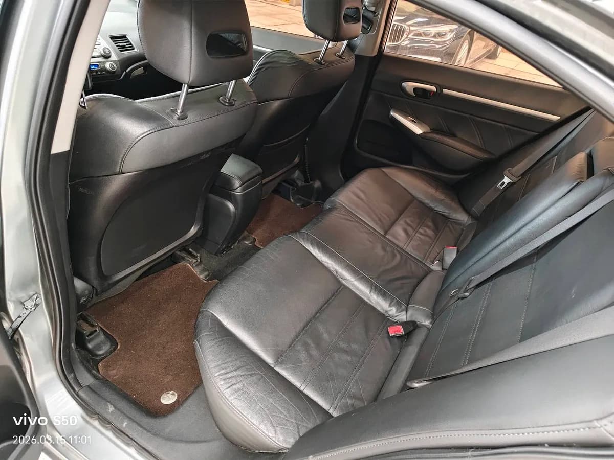 Honda Civic 2009 8