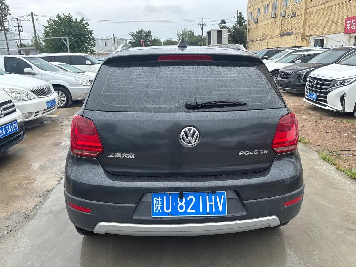 Volkswagen Polo 2014 5