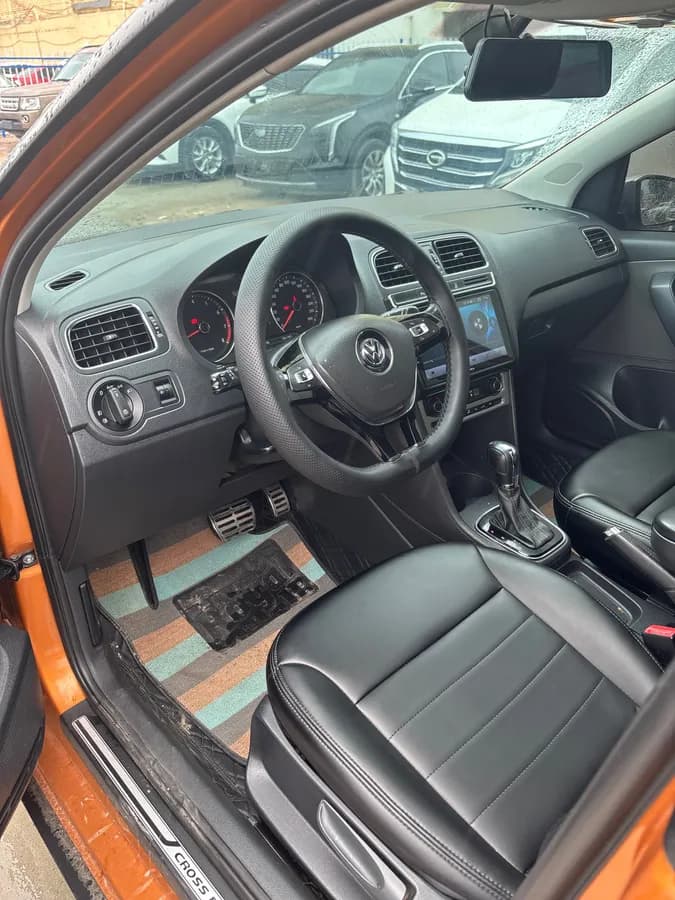 Volkswagen Polo 2014 7