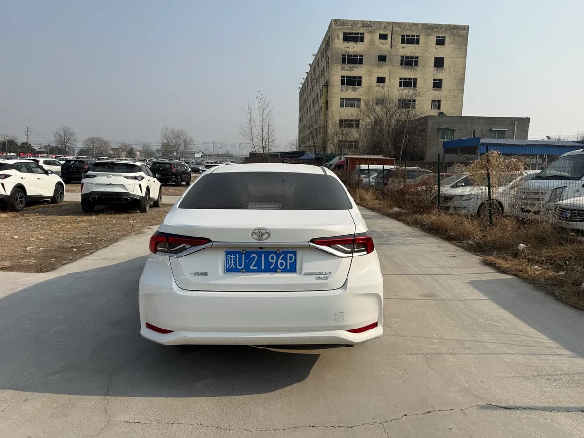 Toyota Corolla 2021 4