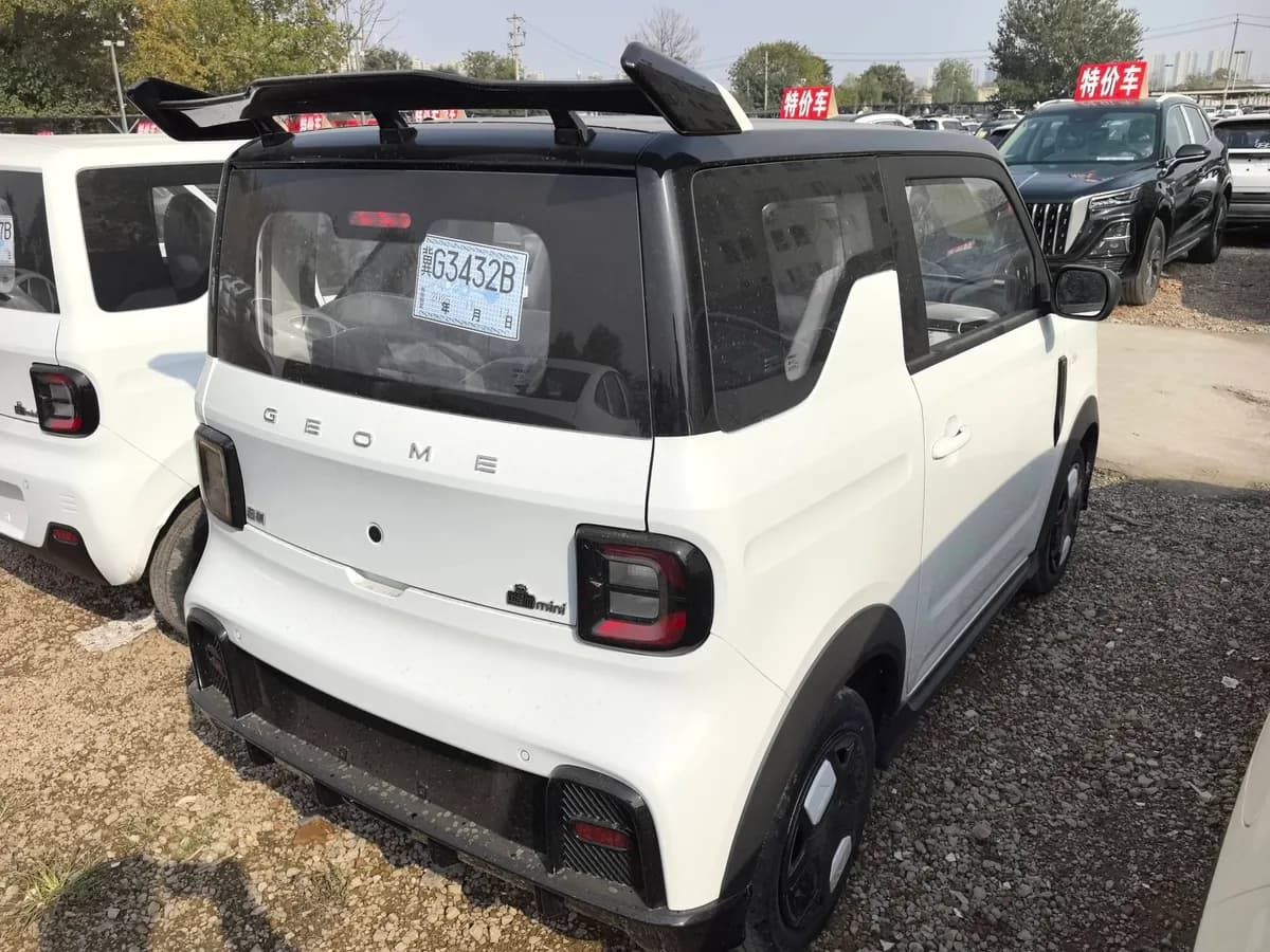 Geely Galaxy Panda Mini 2025 3