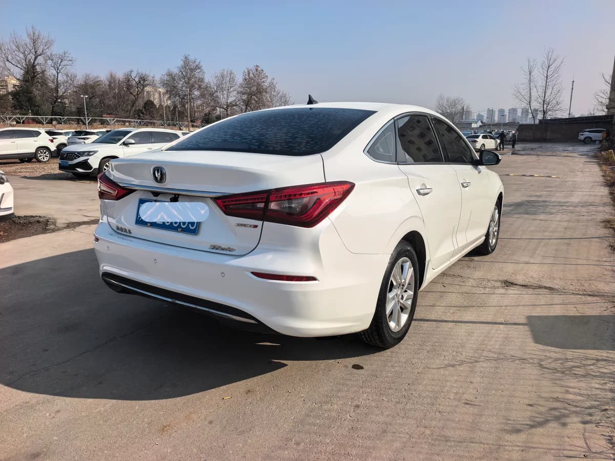 Changan Eado 2019 9