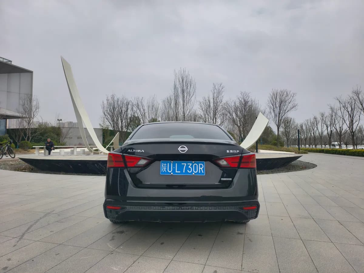 Nissan Teana 2019 10