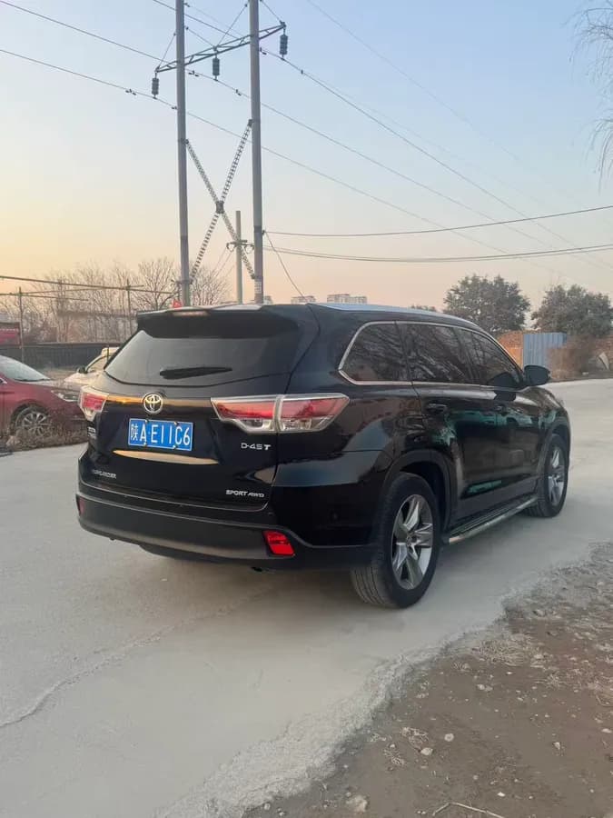 Toyota Highlander 2015 9