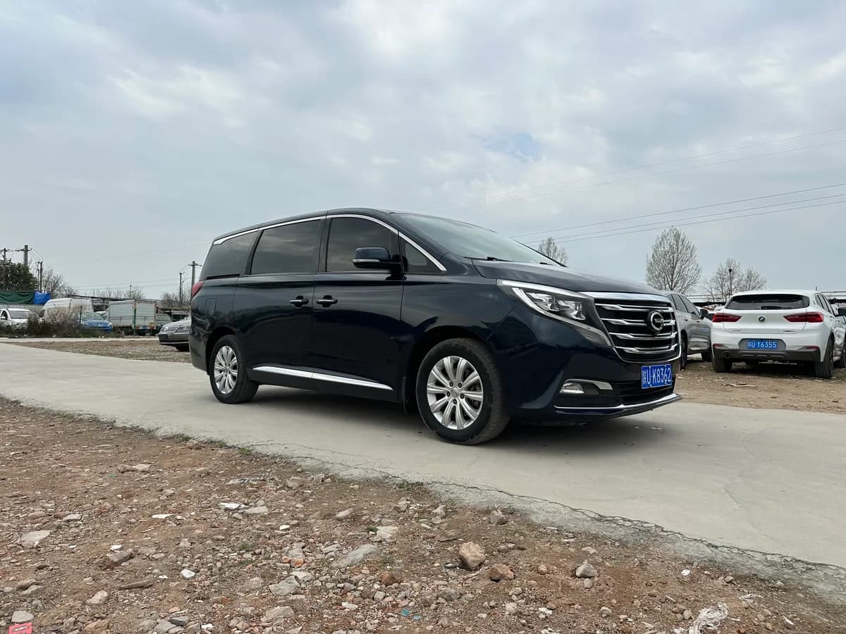 GAC Trumpchi M8 2018 3