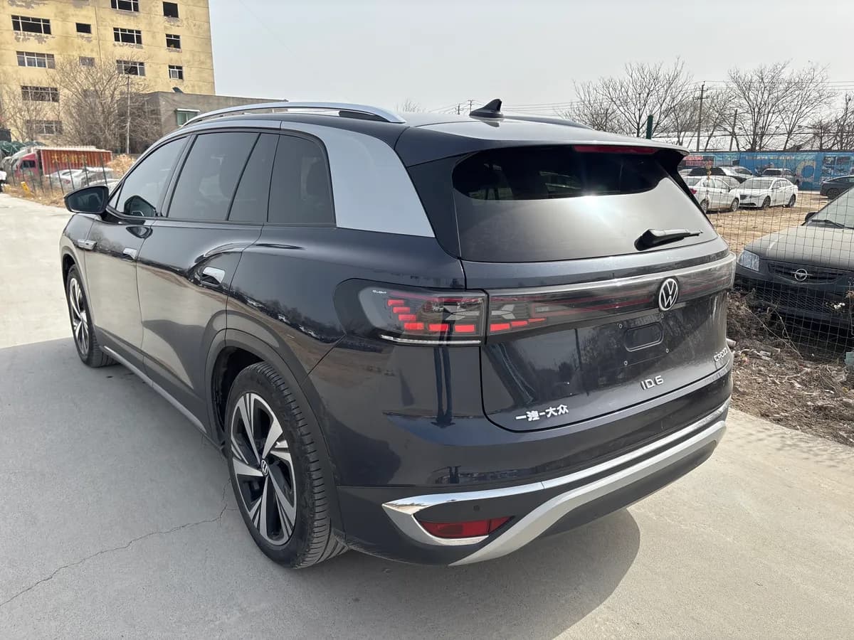 Volkswagen ID.6 CROZZ 2021 PRO 4