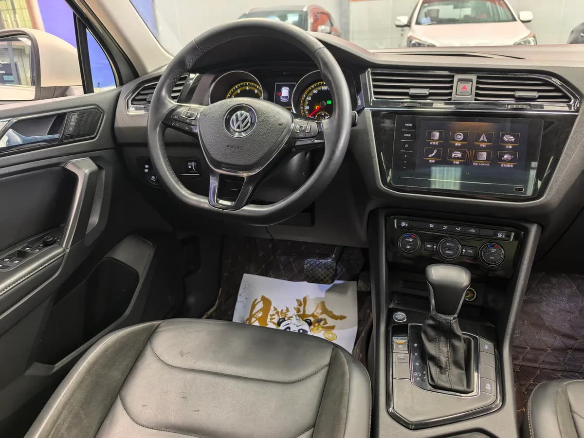 Volkswagen Tiguan L 2019 6
