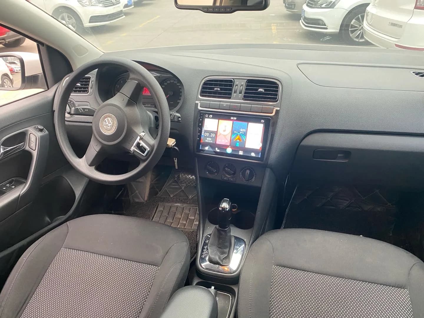 Volkswagen Polo 2013 5