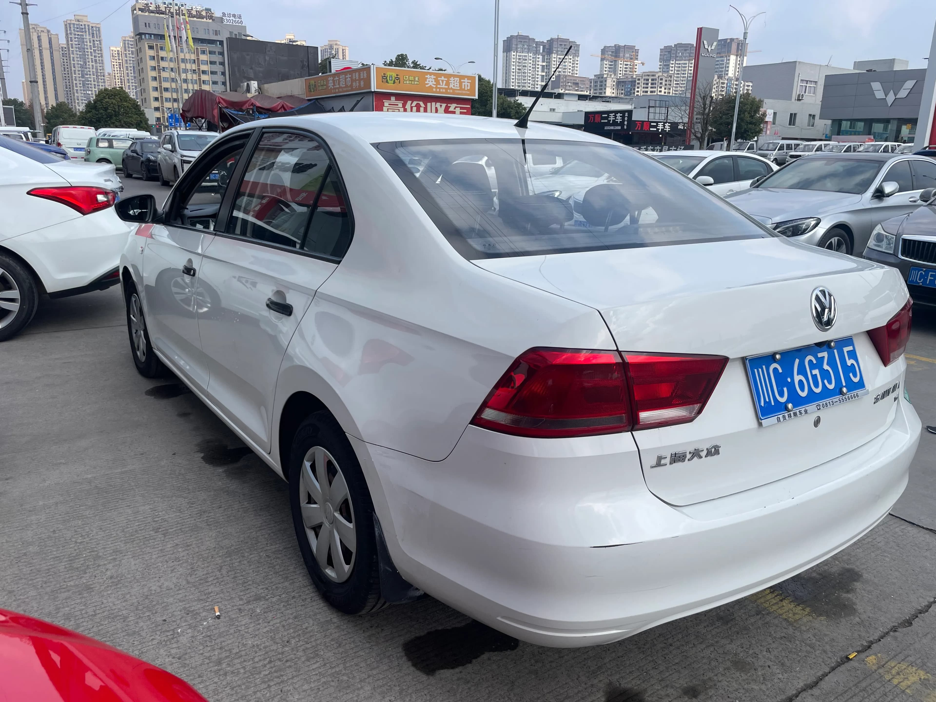 Volkswagen Santana 2015 3