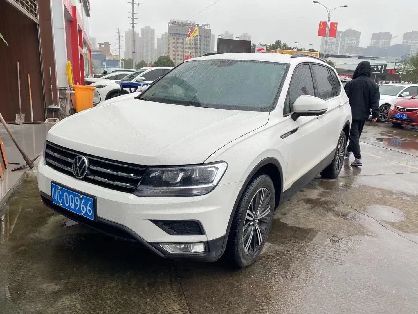 Volkswagen Tiguan L 2021