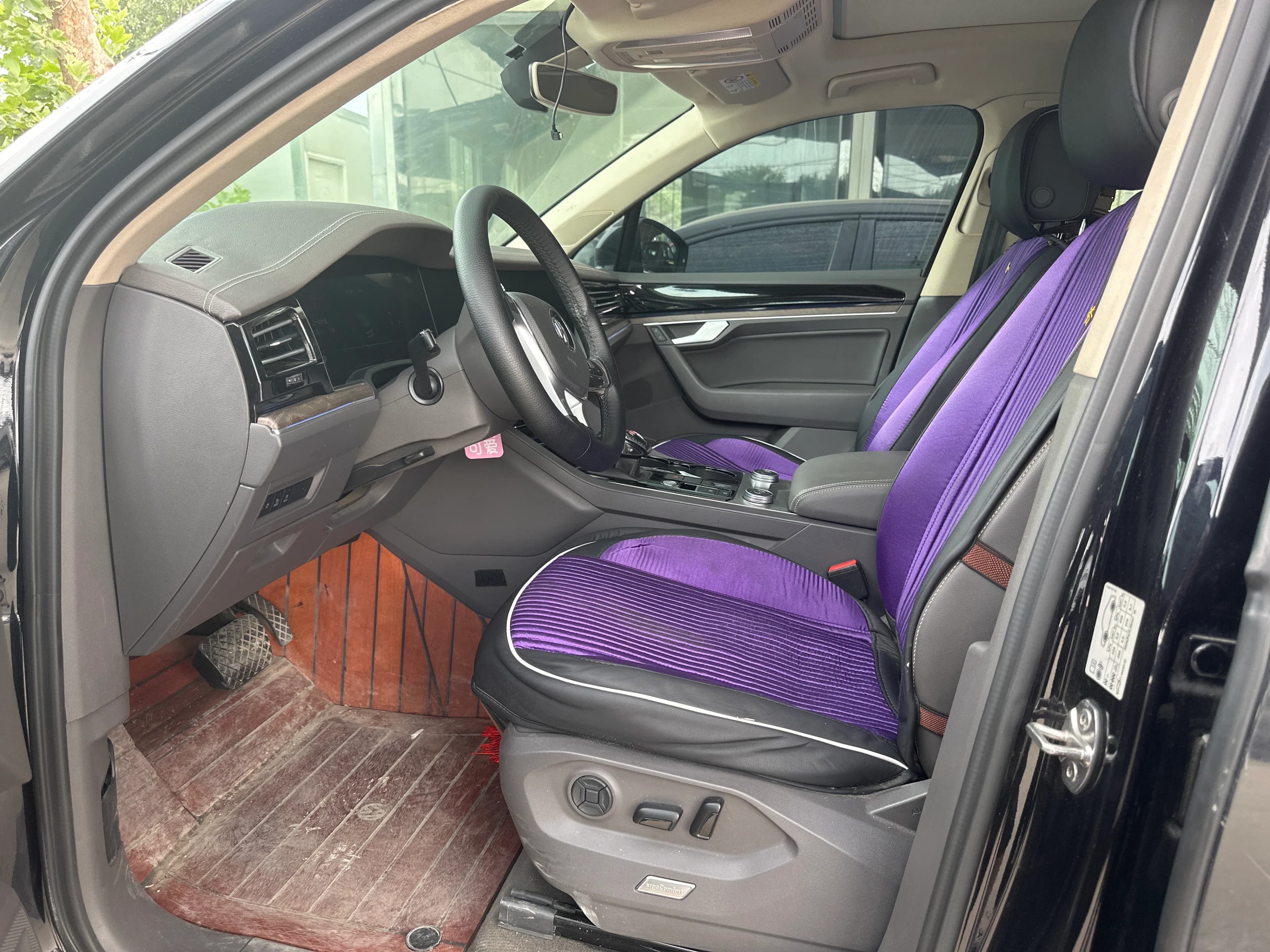 Volkswagen Touareg 2019 9