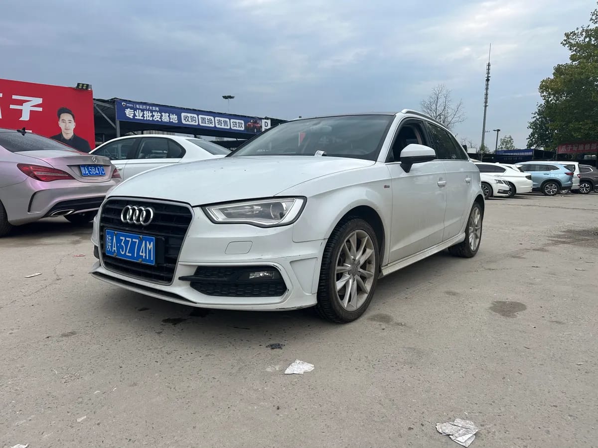 Audi A3( ) 2014 Sportback 40 TFSI S line 3