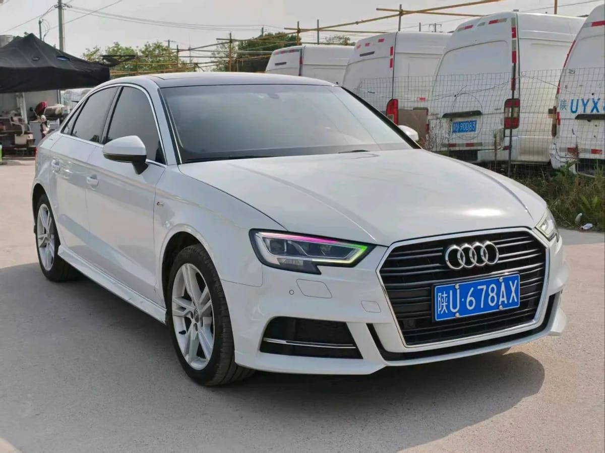 Audi A3 2019 Limousine 35 TFSI V 3