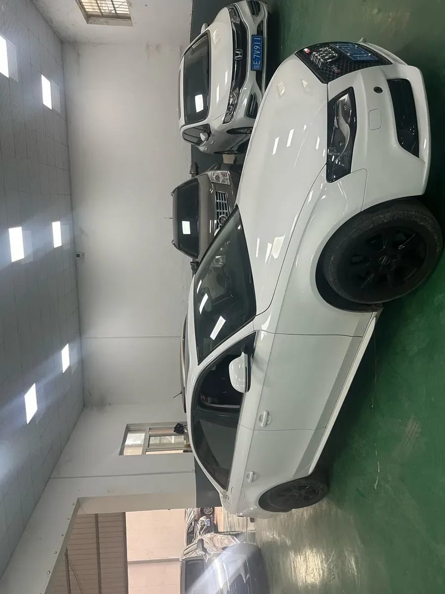 Audi A4L 2010 2.0 TFSI 3