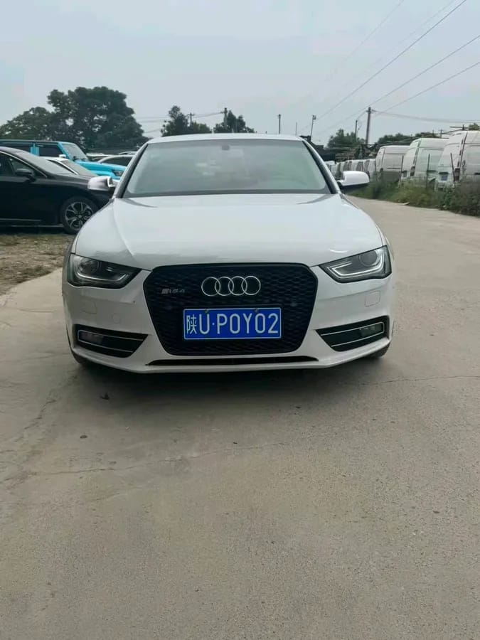 Audi A4L 2013 35 TFSI